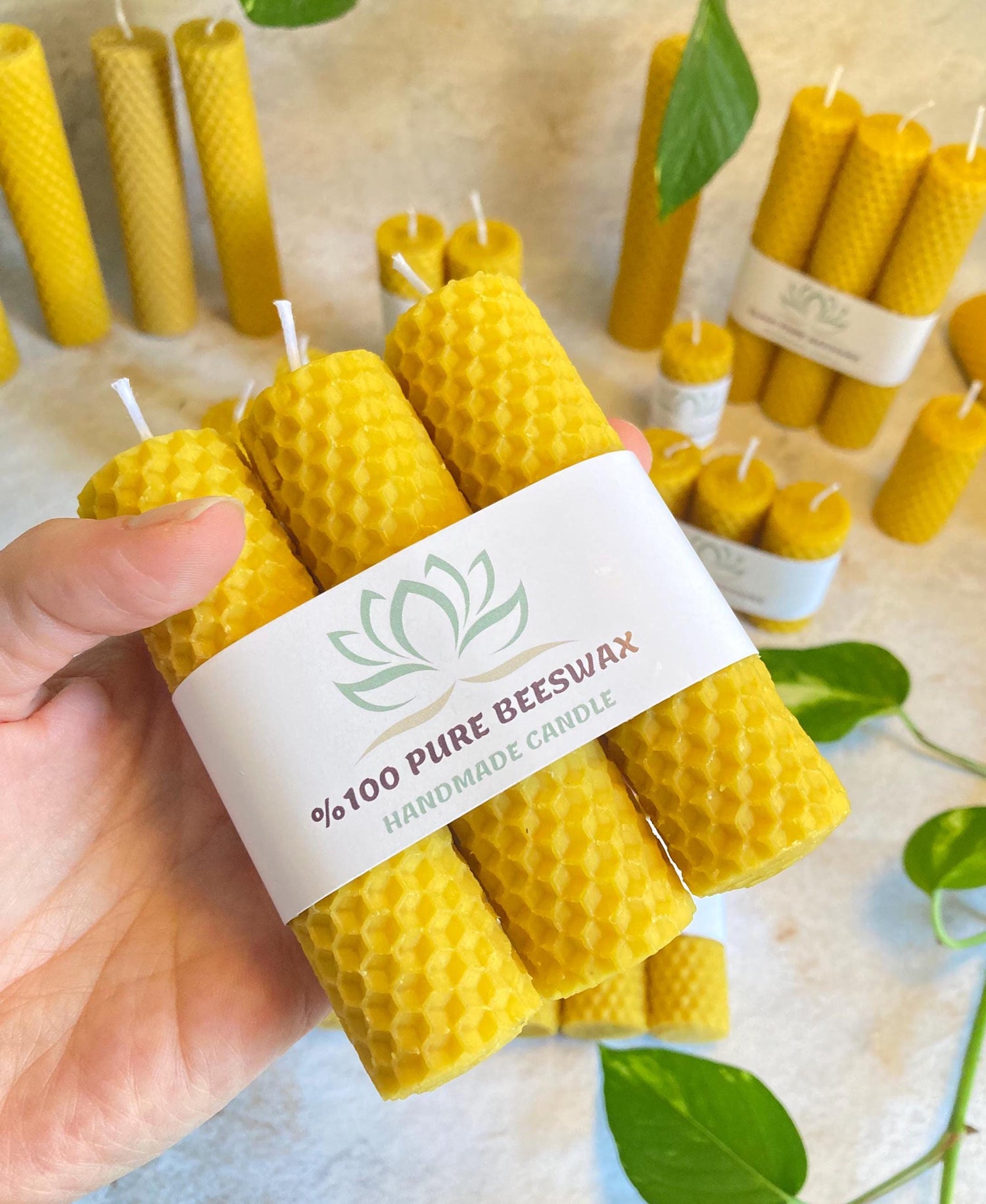 %100 Doğal Saf Balmumu Mum | El Sarımı (10 cm)